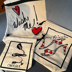 Brighton 3PC Travel Set like new Wash Me, Girlfriends Shoe Bag & Charger Pouch